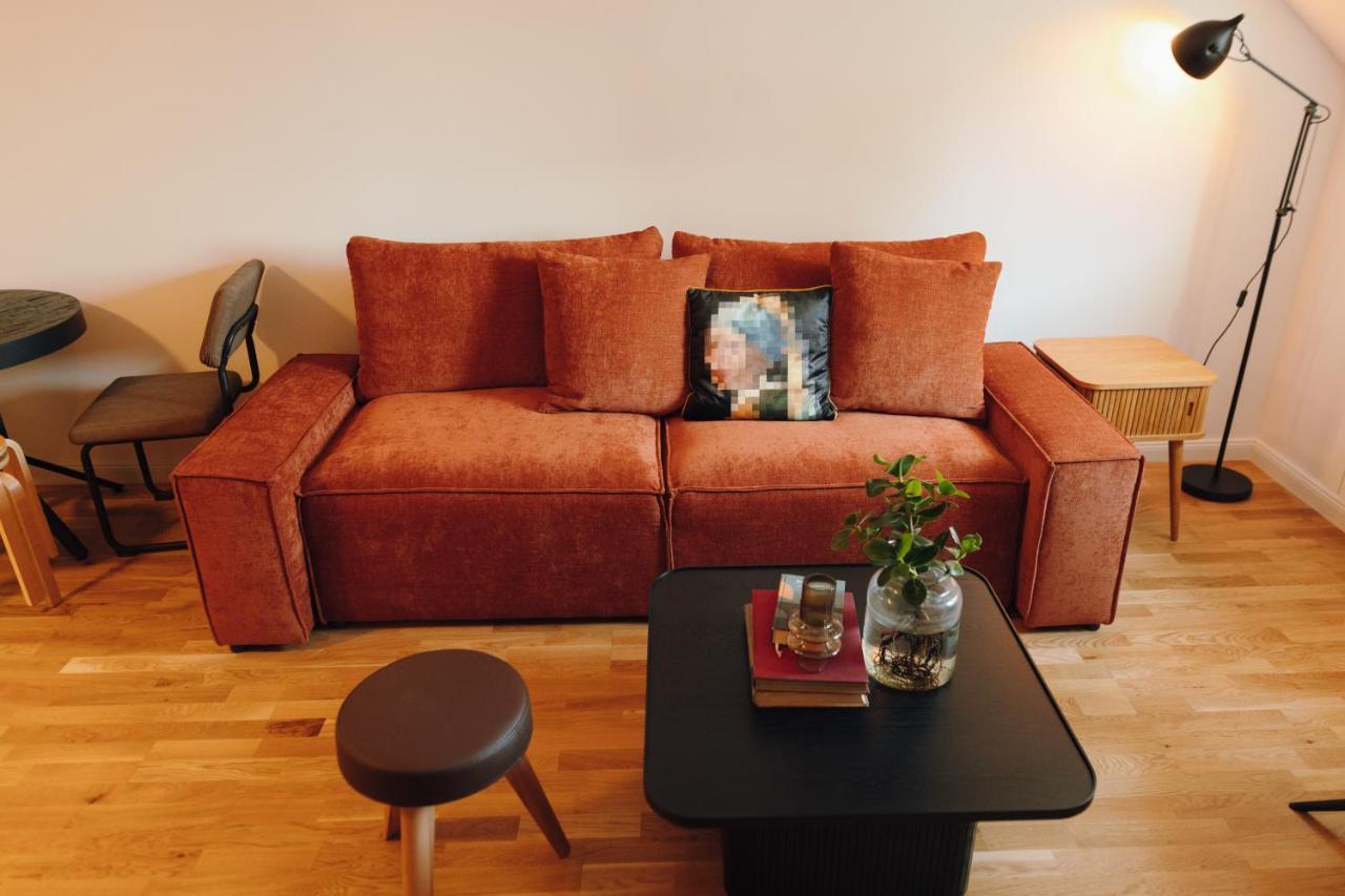 Modern Mezzanine At Jecna St Appartement Praag